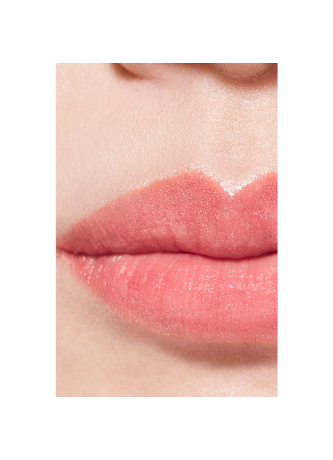 CHANEL DE VERFRAAIENDE HYDRATERENDE GETINTE BALSEM MET INTENSITEIT OP MAAT - detail 3 928 pink delight