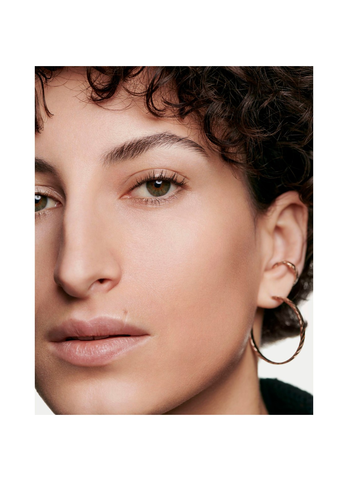 CHANEL EGALISEREN – LATEN STRALEN – HYDRATEREN. - detail 5 br32 