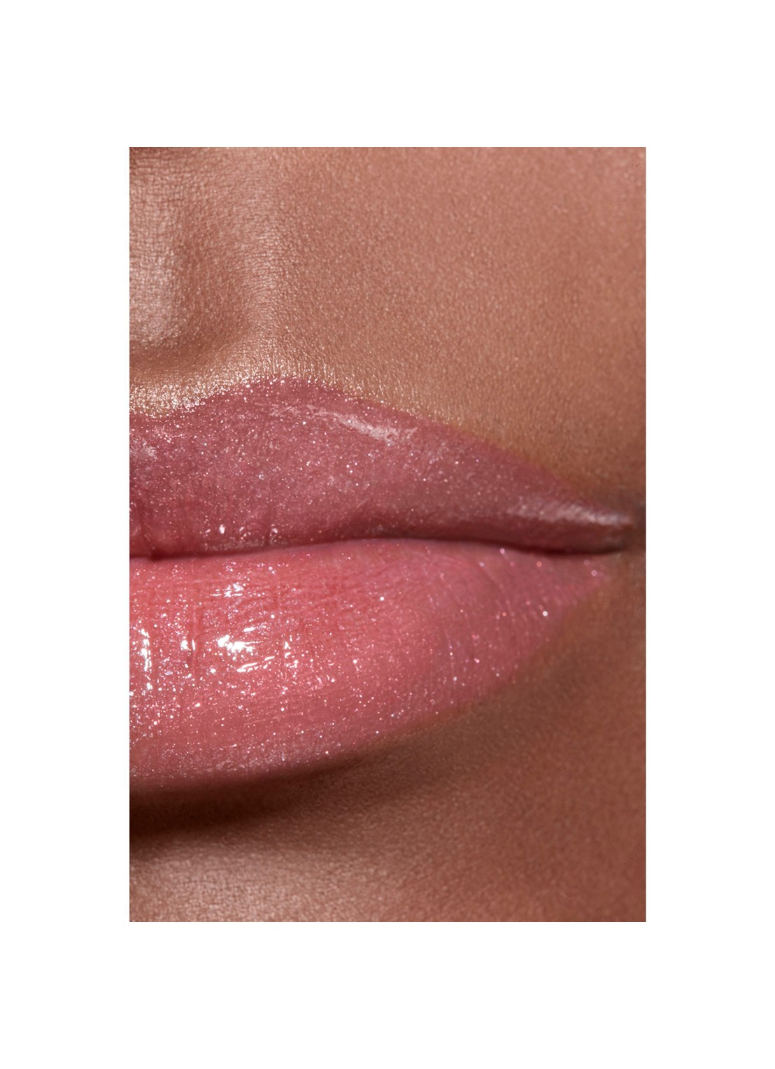 CHANEL HYDRATERENDE GLANSGEL - detail 4 119 bourgeoisie
