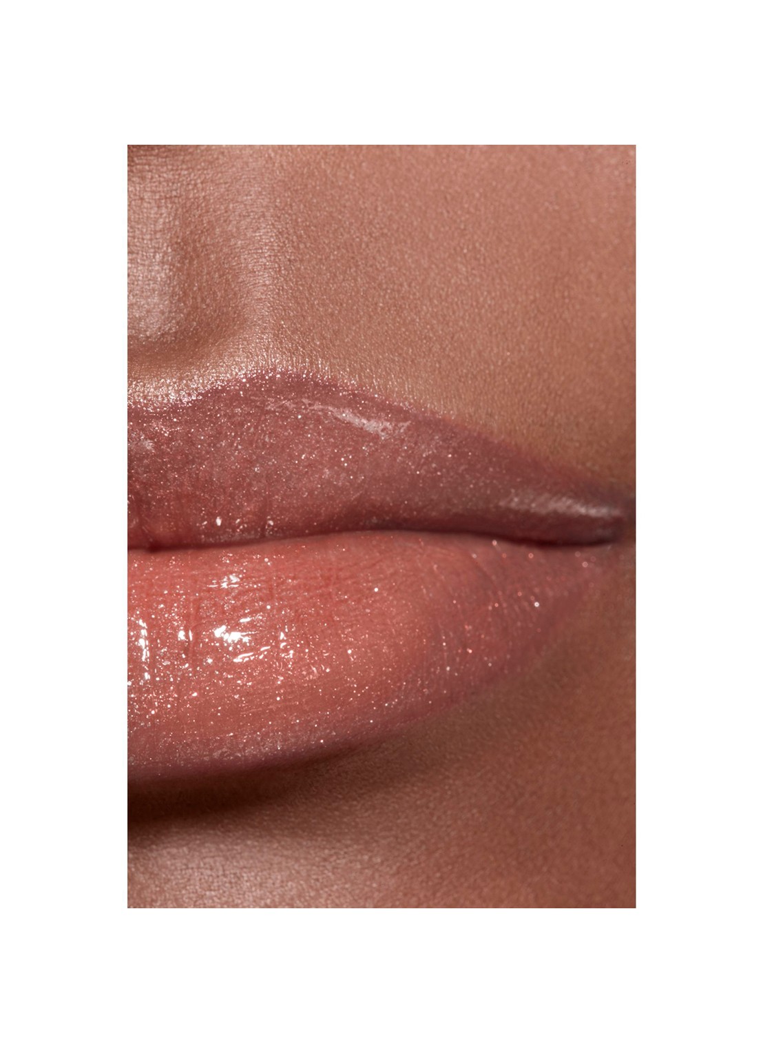 CHANEL HYDRATERENDE GLANSGEL - detail 4 724 burnt sugar 