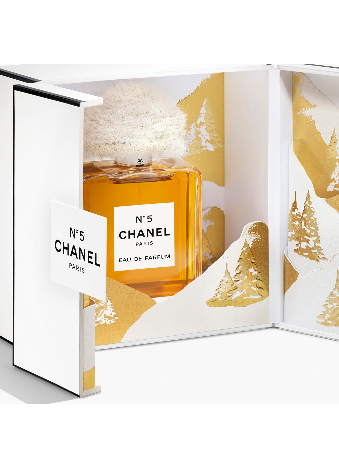 CHANEL L'ÉCRIN D'HIVER - voorkant 2 undefined