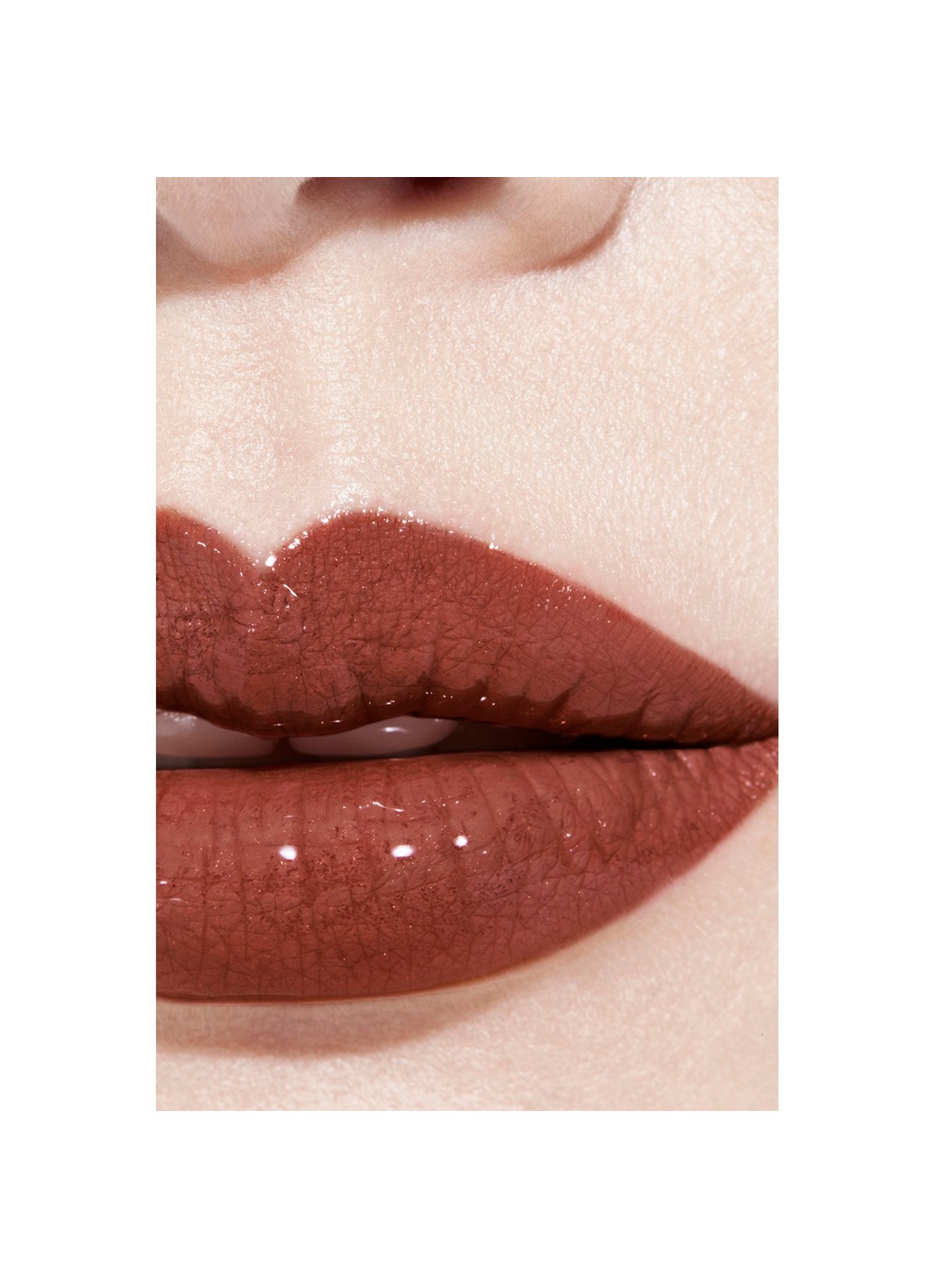 CHANEL LANGHOUDEND LIPPENDUO - detail 3 182 light brown