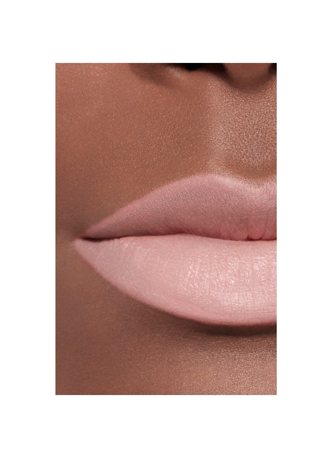 CHANEL LANGHOUDEND LIPPENPOTLOOD  - detail 6 152 clear 