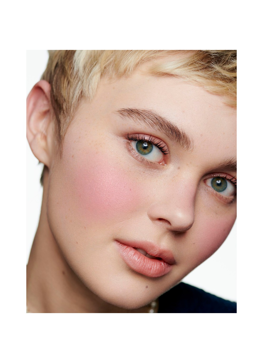 CHANEL POEDERBLUSH - detail 7 64 pink explosion 