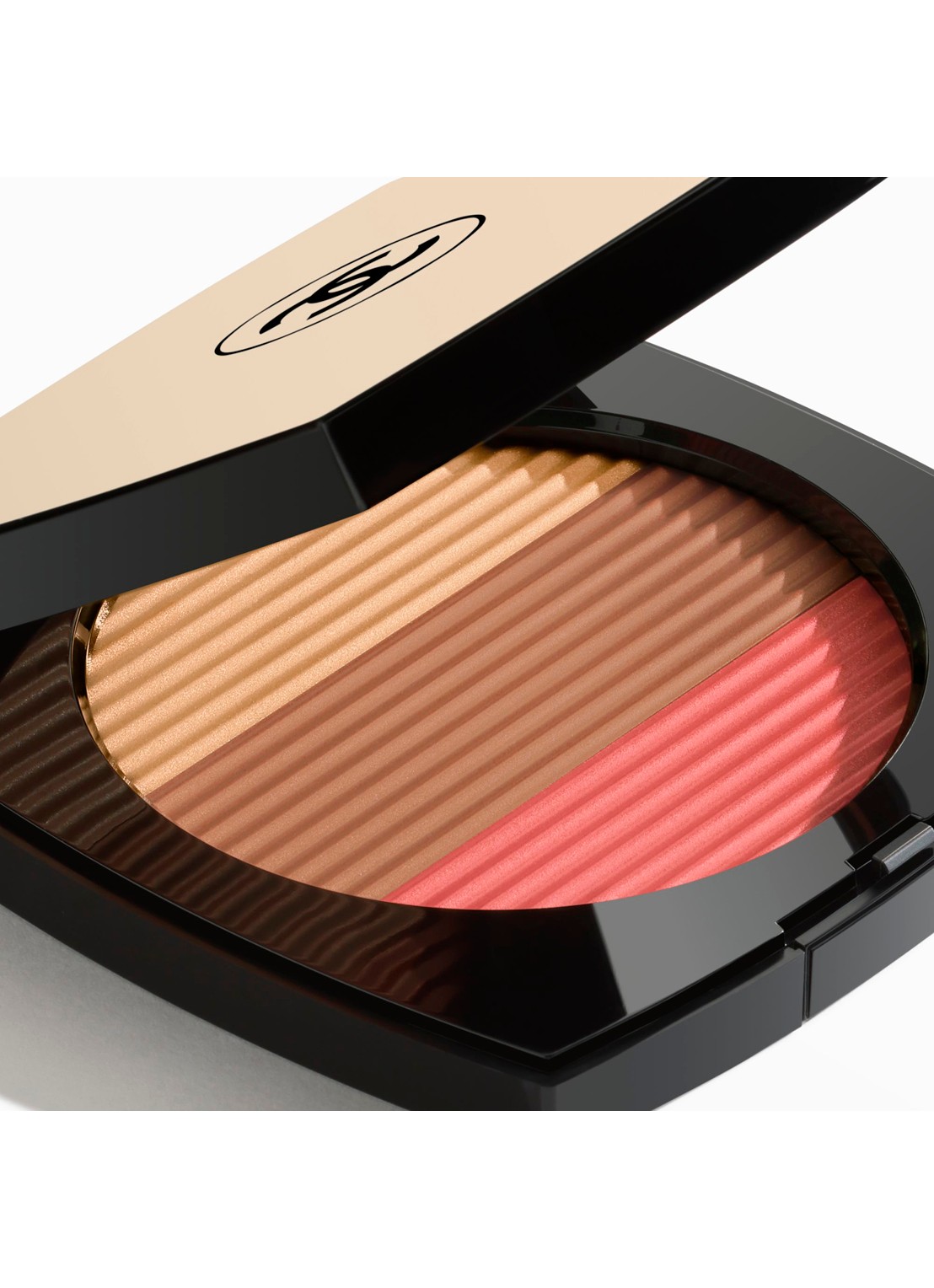 CHANEL POUDRE BELLE MINE ENSOLEILLÉE - detail 3 medium coral
