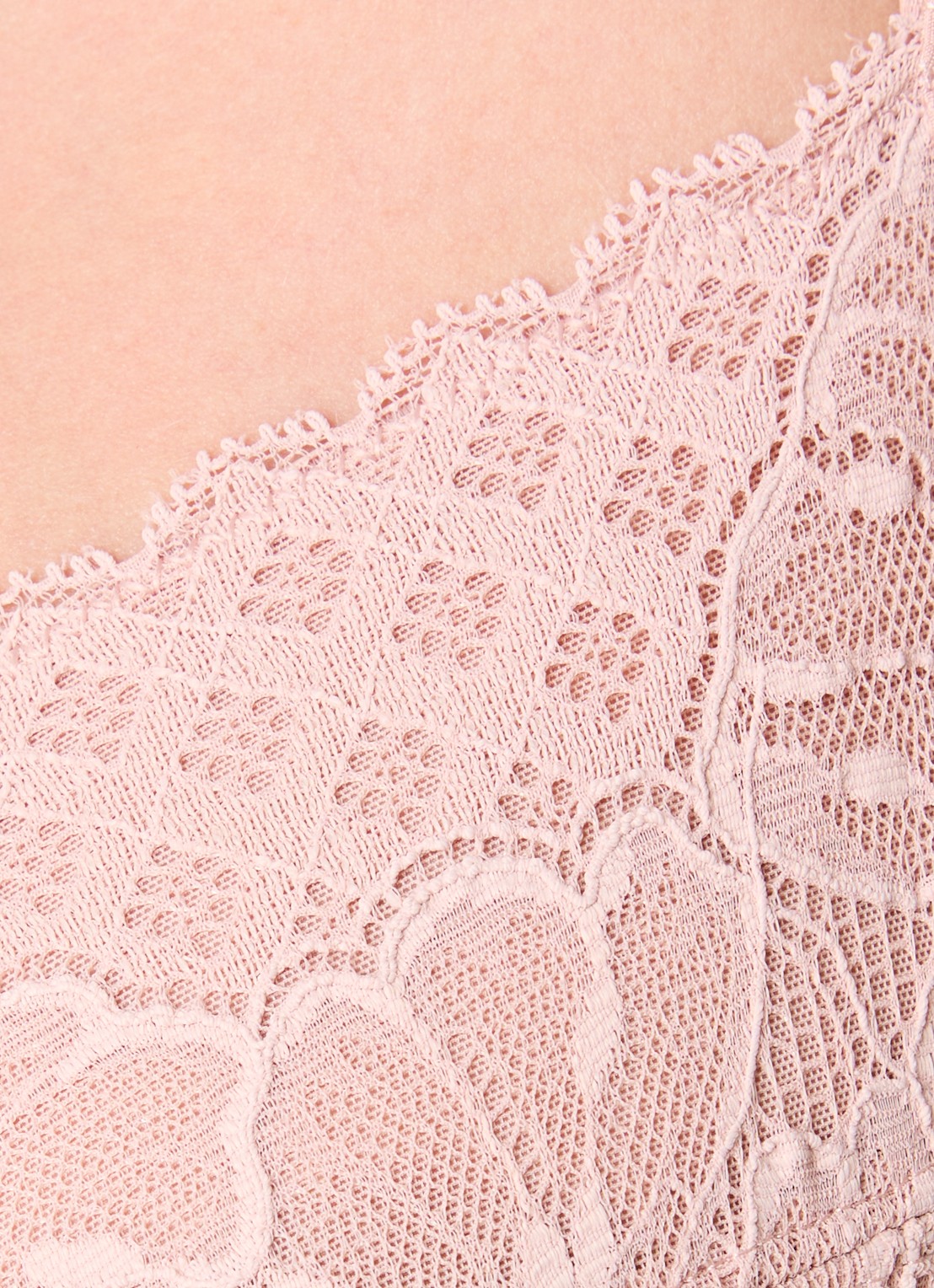 Chantelle Bh van kant - detail 3 oudroze