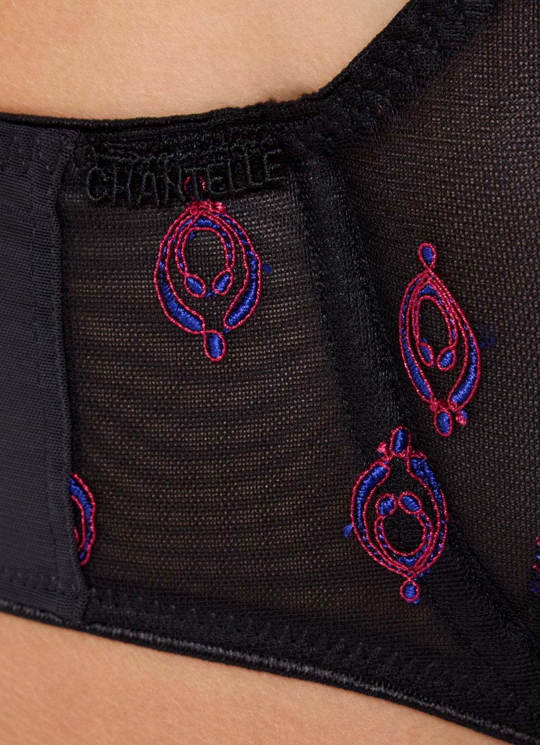 Chantelle Champs-Elysées beugel bh met borduring - detail 2 zwart