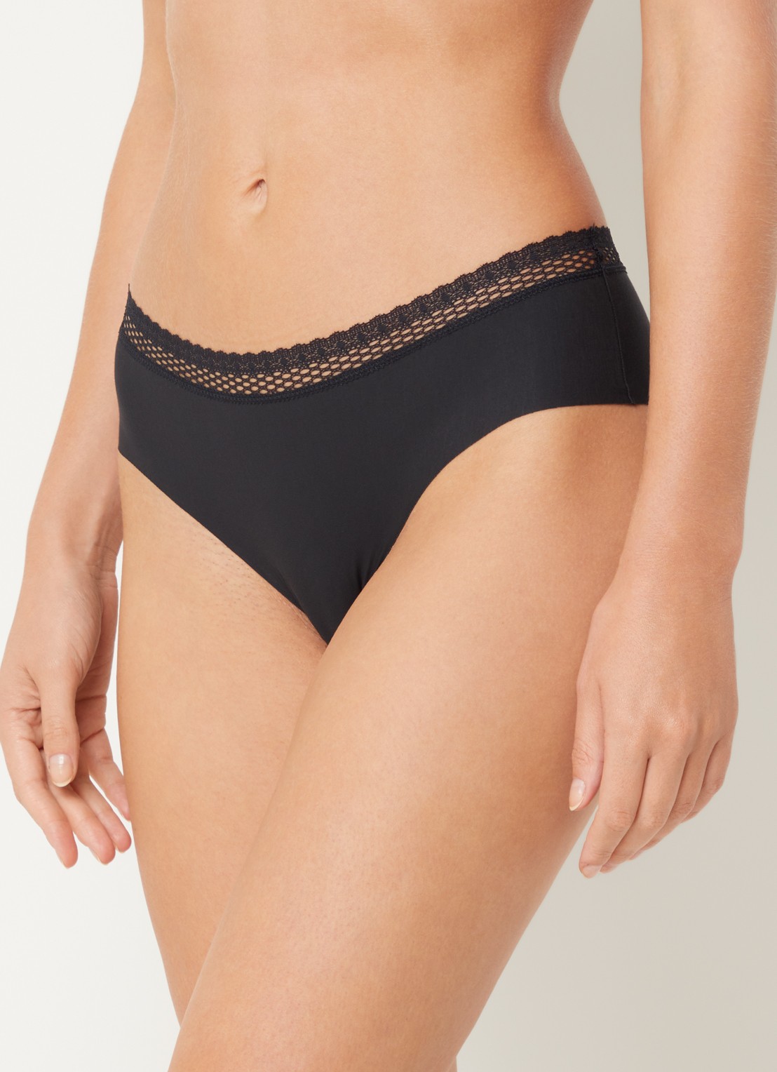 Chantelle Cozy Chic hipster met kant - voorkant 4 zwart