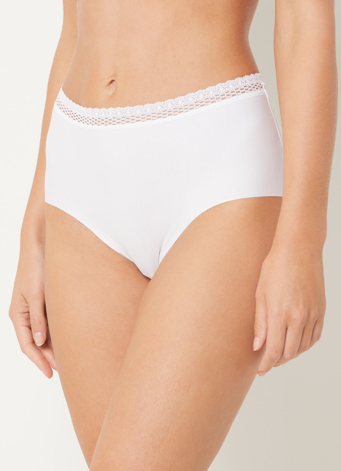 Chantelle Cozy Chic slip met kant - voorkant 3 wit