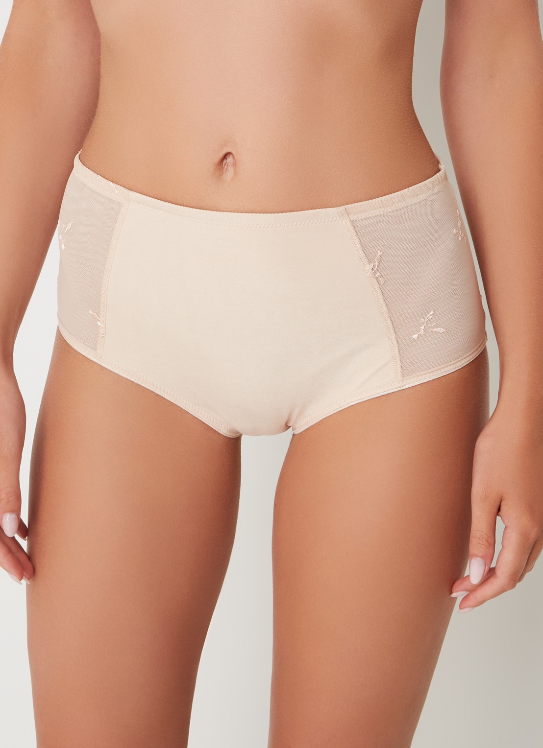 Chantelle Every Curve high waisted slip met borduring - detail 4 lichtroze