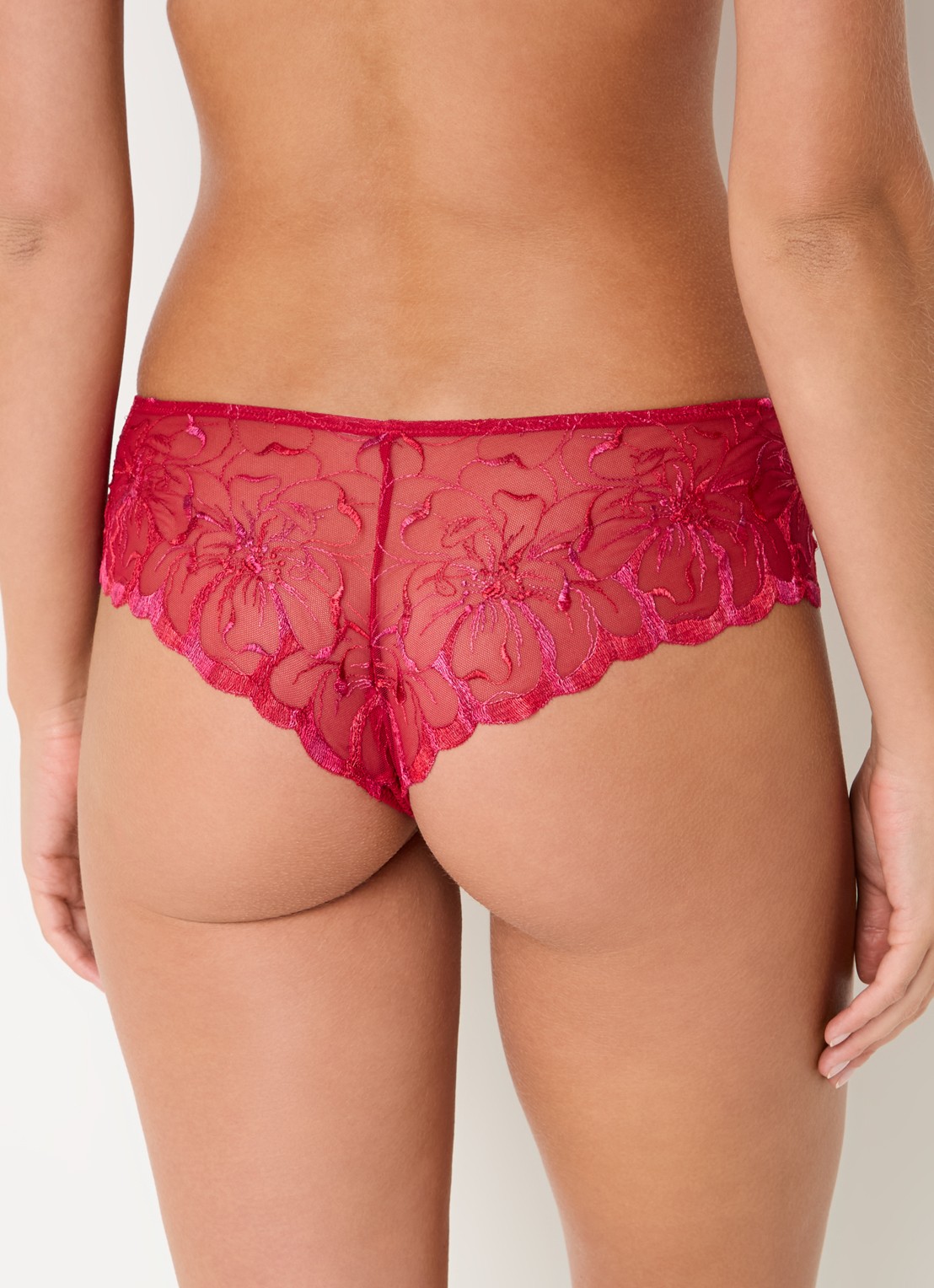 Chantelle Fleurs shorty van mesh met borduring - achterkant 3 rood