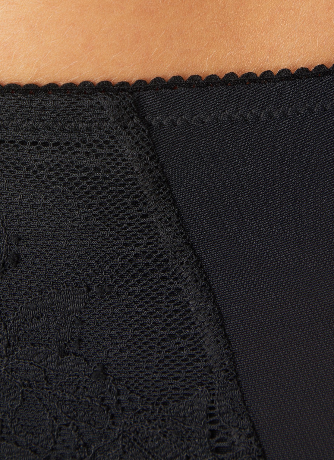 Chantelle High waisted slip met kant - detail 4 zwart