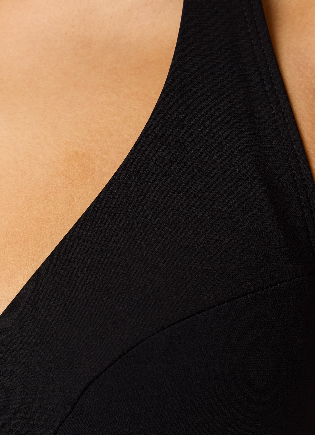 Chantelle Icon triangel bikinitop met uitneembare vulling - detail 5 zwart