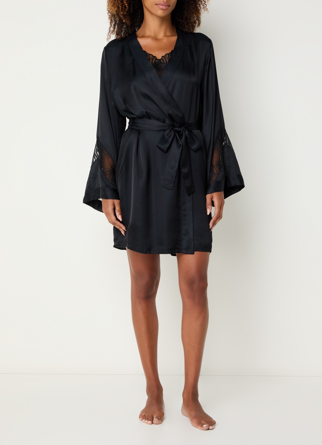 Chantelle Kimono met kant - voorkant 3 zwart