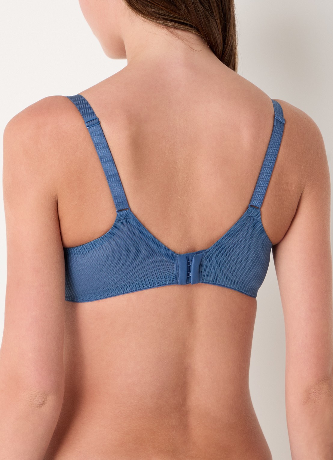 Chantelle Legend voorgevormde beugel bh met overlay van mesh - achterkant 3 donkerblauw