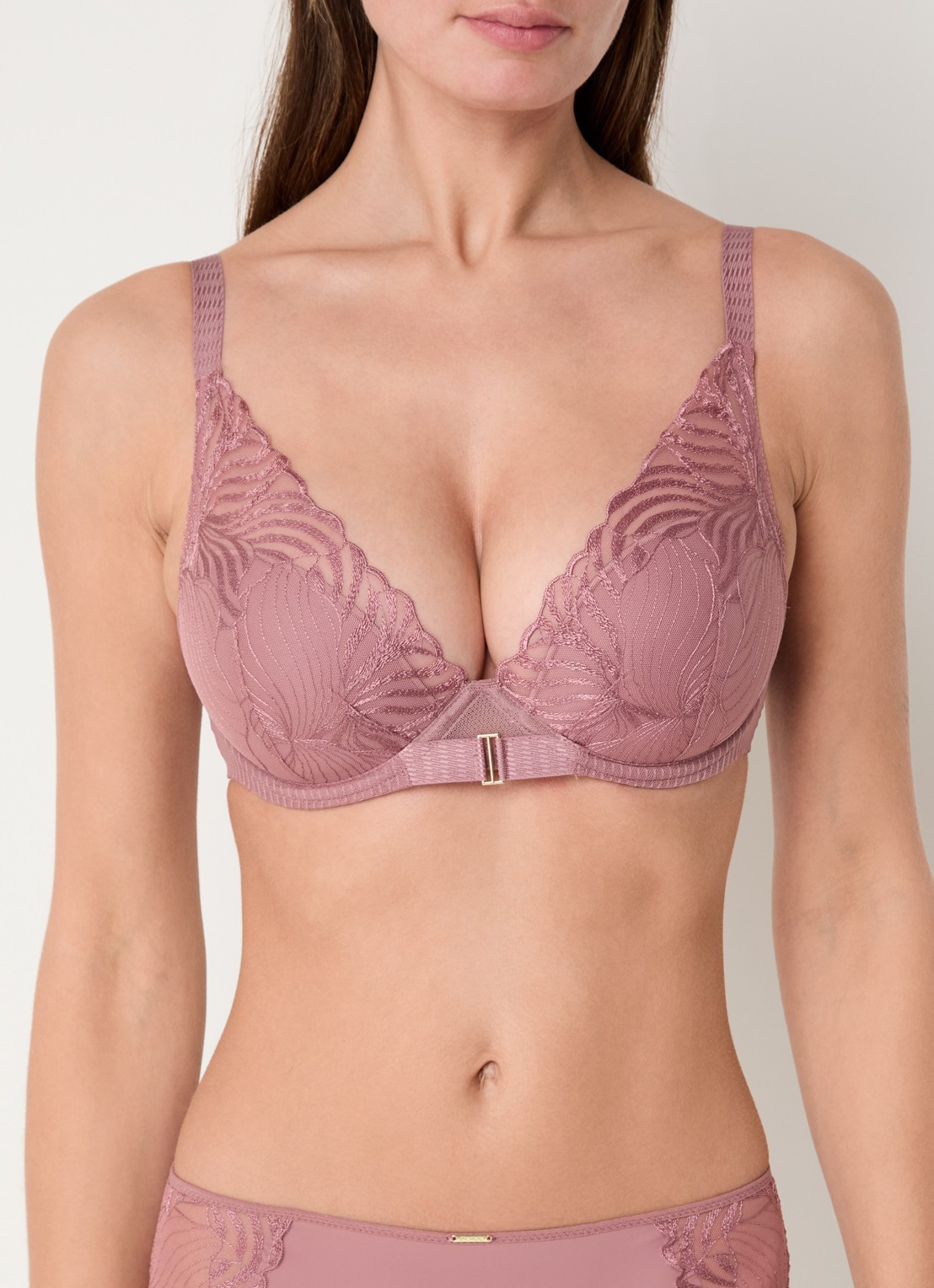 Chantelle Legend voorgevormde beugel bh met overlay van mesh - voorkant 2 oudroze