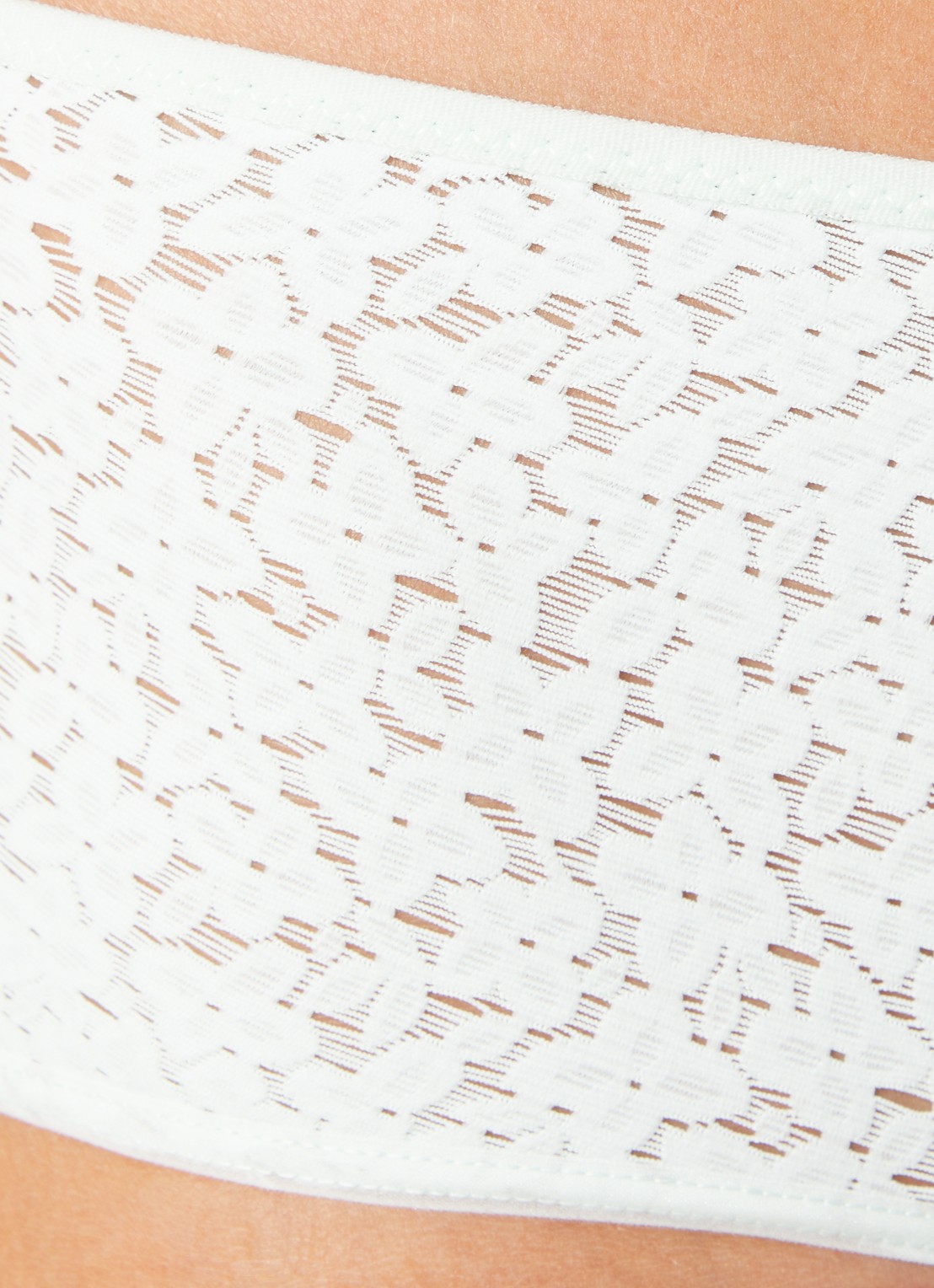 Chantelle Norah shorty met kant - detail 4 lindegroen