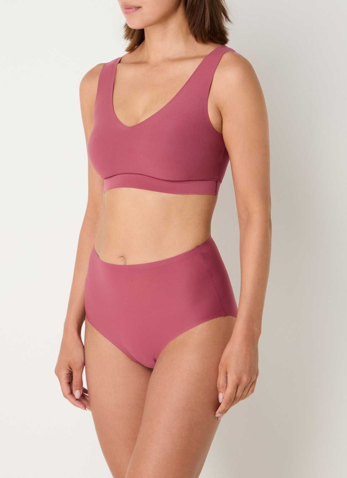 Chantelle One-size-fits-all high waisted naadloze slip - voorkant 3 parelmoer