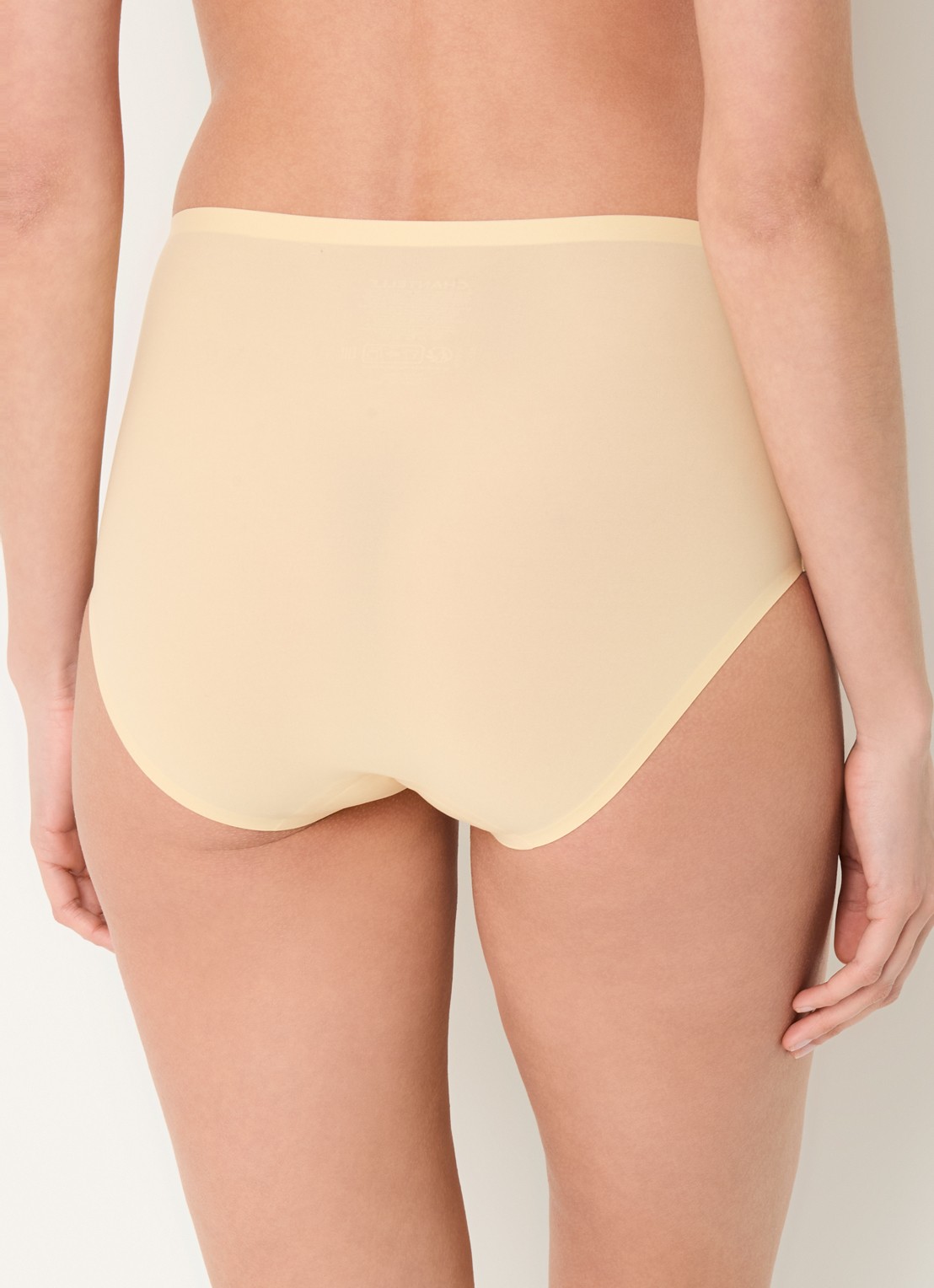 Chantelle One-size-fits-all high waisted naadloze slip - achterkant 3 lichtgeel