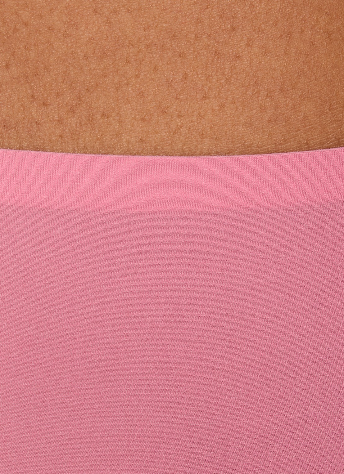 Chantelle One-size-fits-all high waisted naadloze slip - detail 3 lichtroze