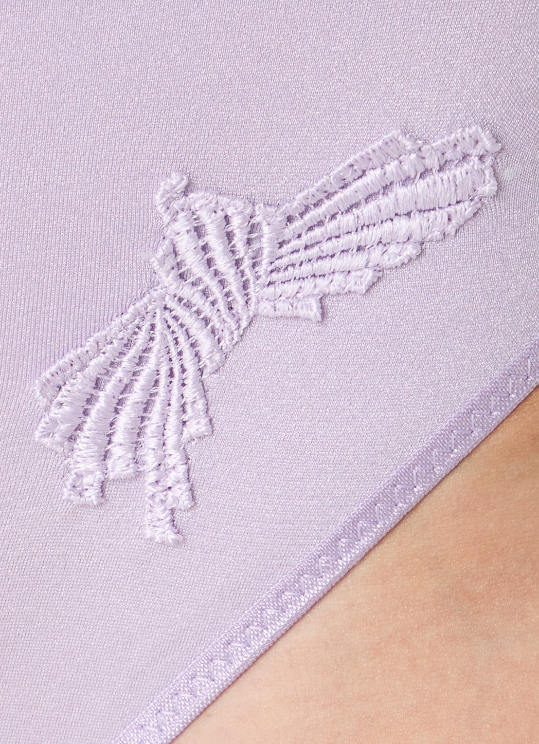 Chantelle Slip met borduring - detail 4 lavendel