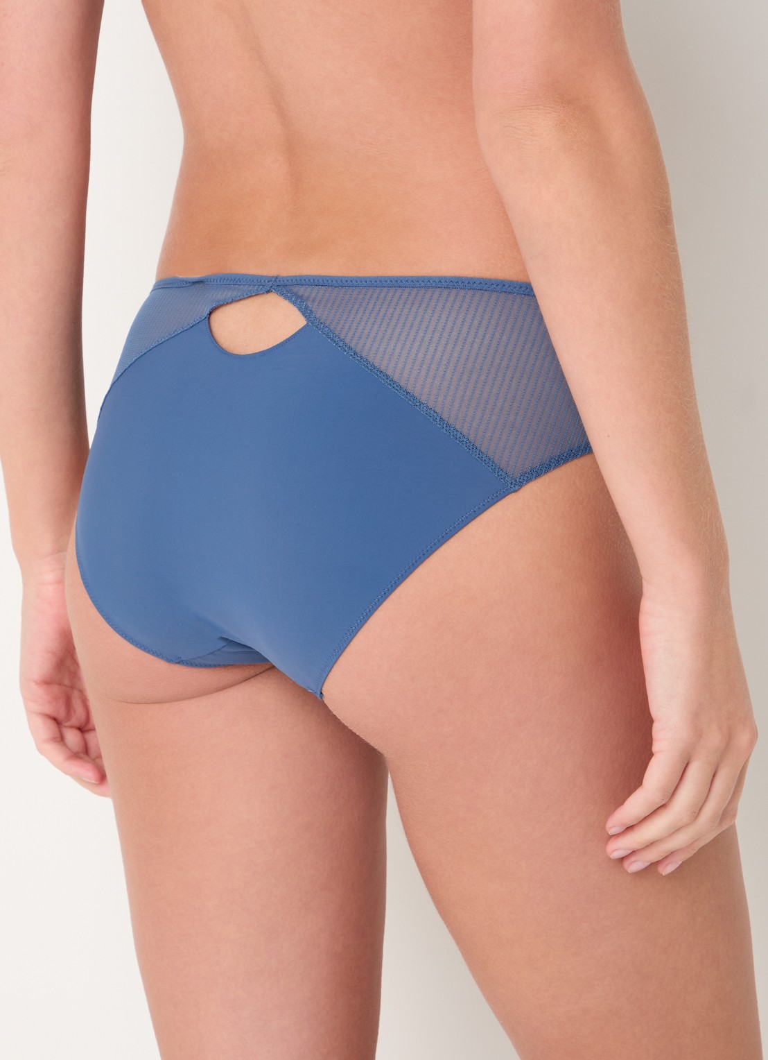 Chantelle Slip met borduring - achterkant 3 donkerblauw