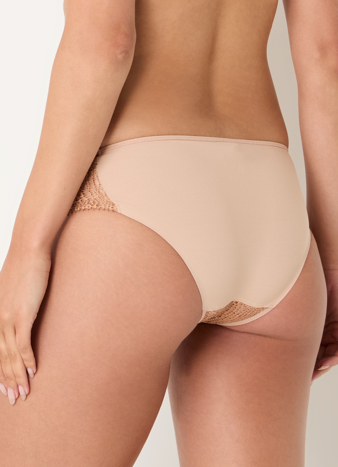 Chantelle Slip met kant - achterkant 5 camel