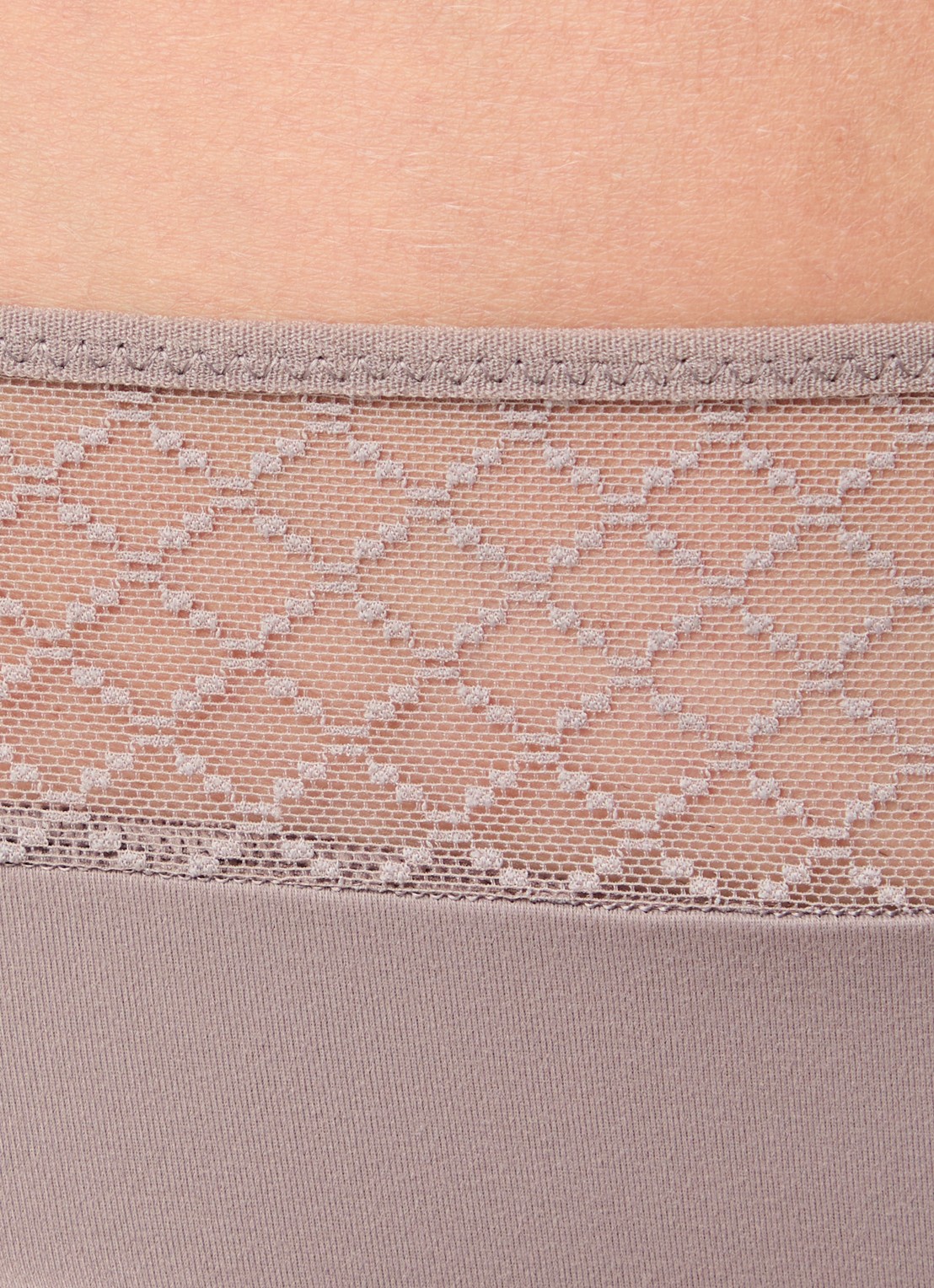 Chantelle Slip met kant - detail 2 taupe