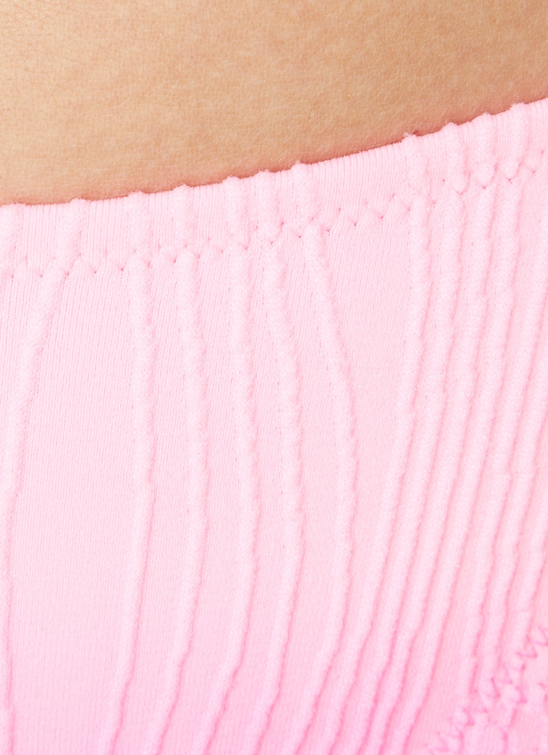 Chantelle Tanga bikinislip met structuur - detail 2 roze