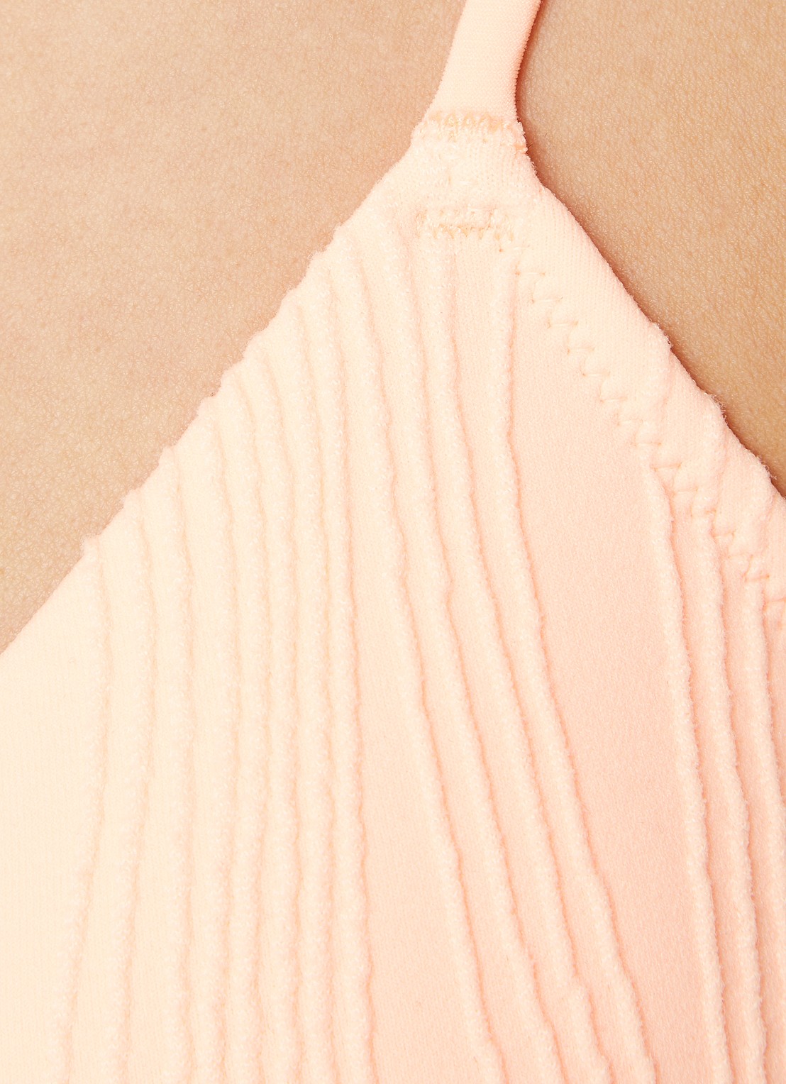Chantelle Triangel bikinitop met uitneembare vulling - detail 4 abrikoos