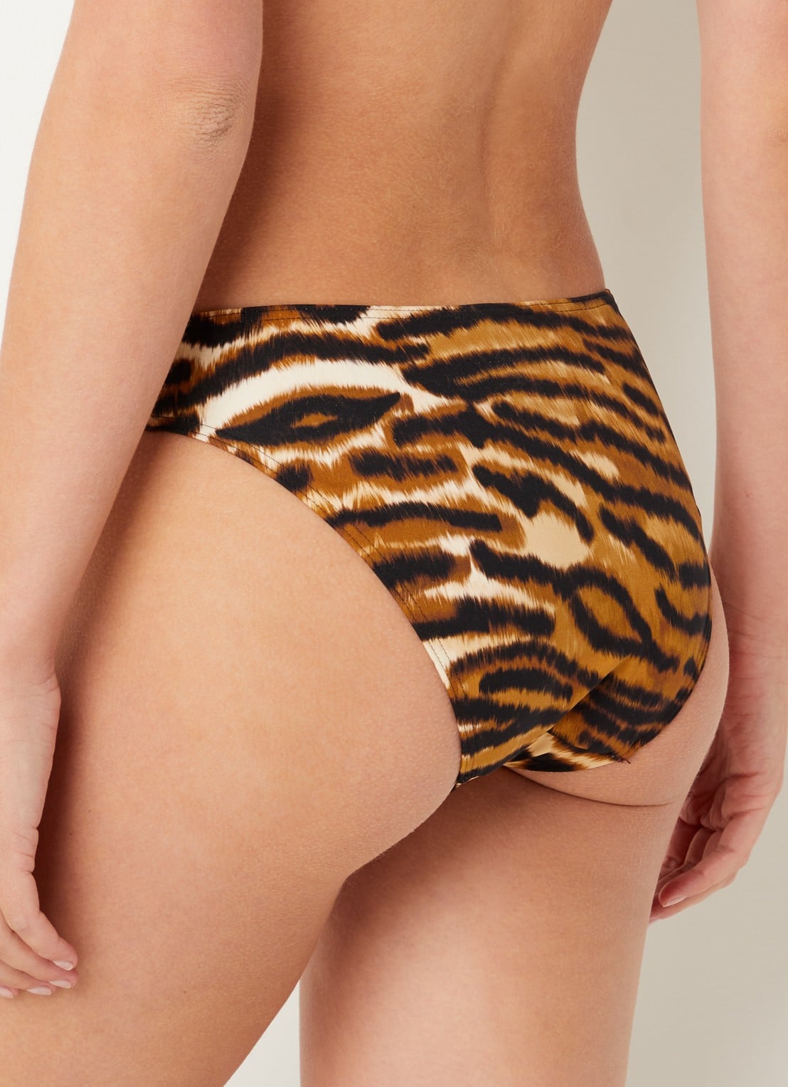Chantelle Vita bikinislip met tijgerprint - achterkant bruin