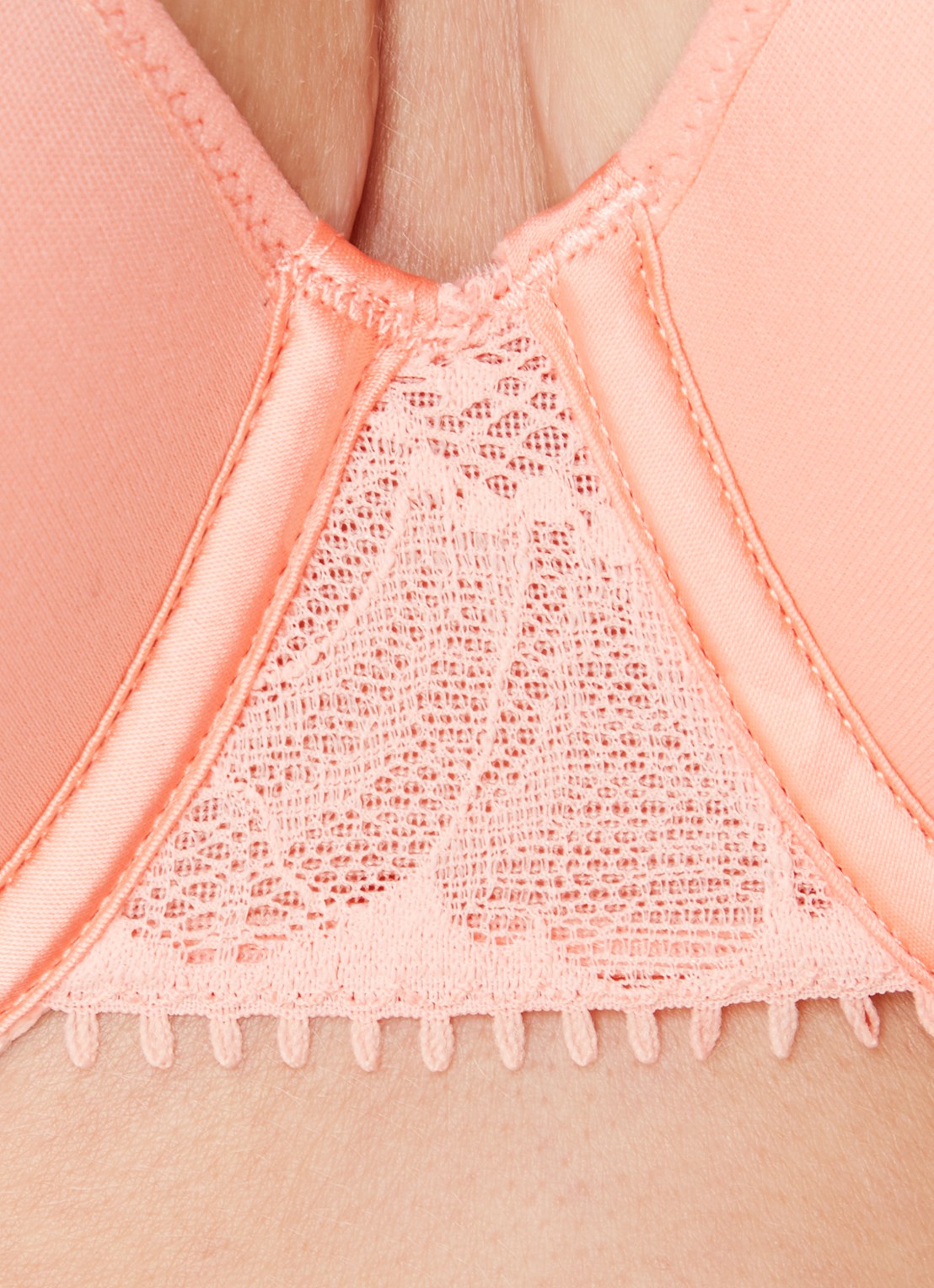 Chantelle Voorgevormde beugel bh met kant - detail 2 zalmroze