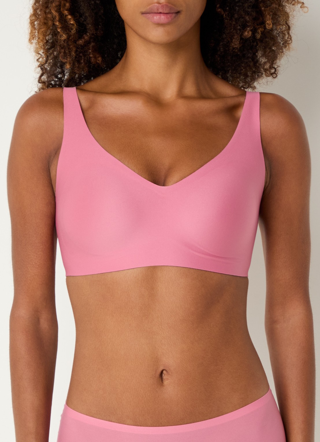 Chantelle Voorgevormde T-shirt bh - detail roze