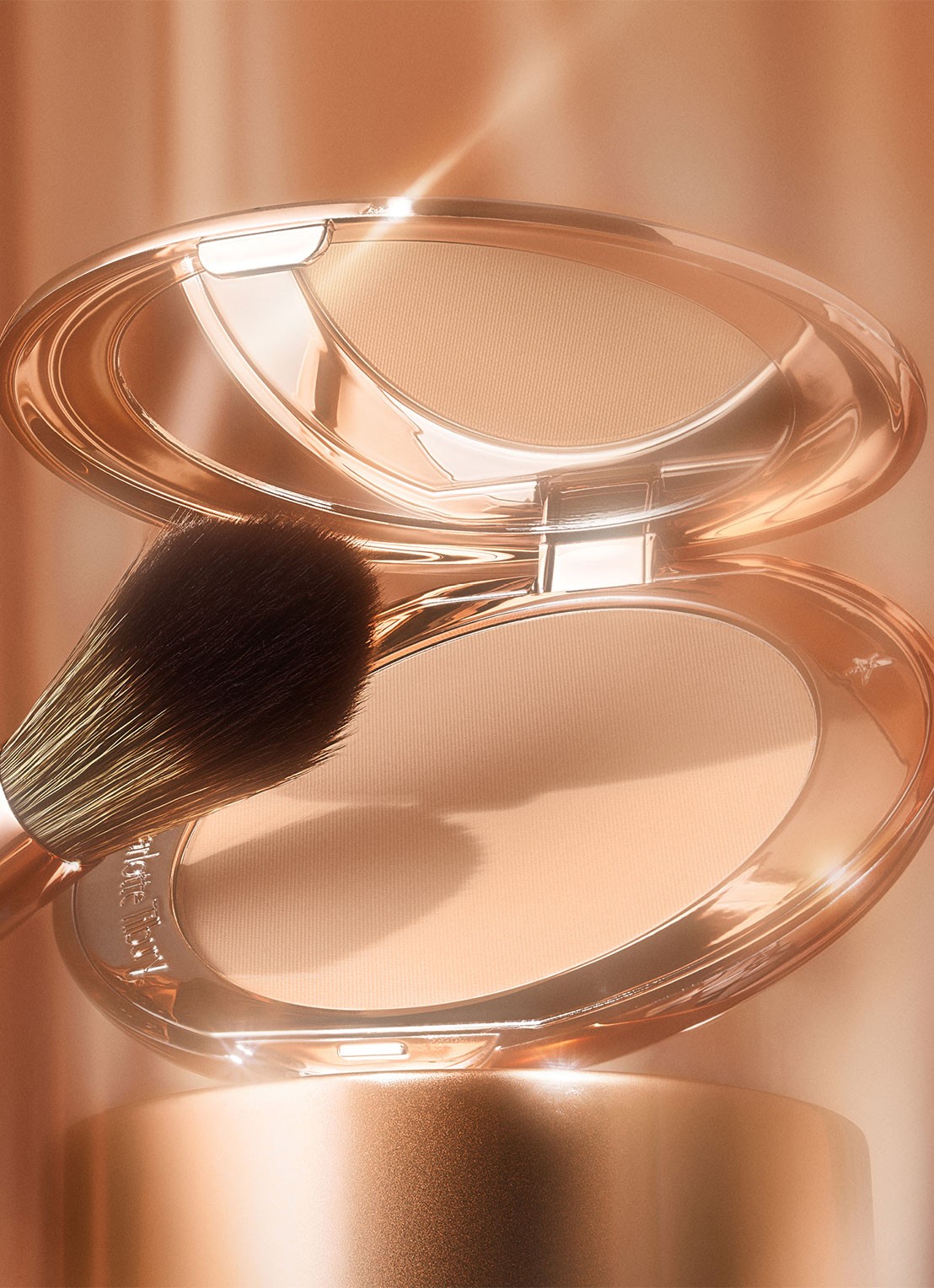 Charlotte Tilbury Airbrush Flawless Finish Powder - poeder - detail 7 1 fair