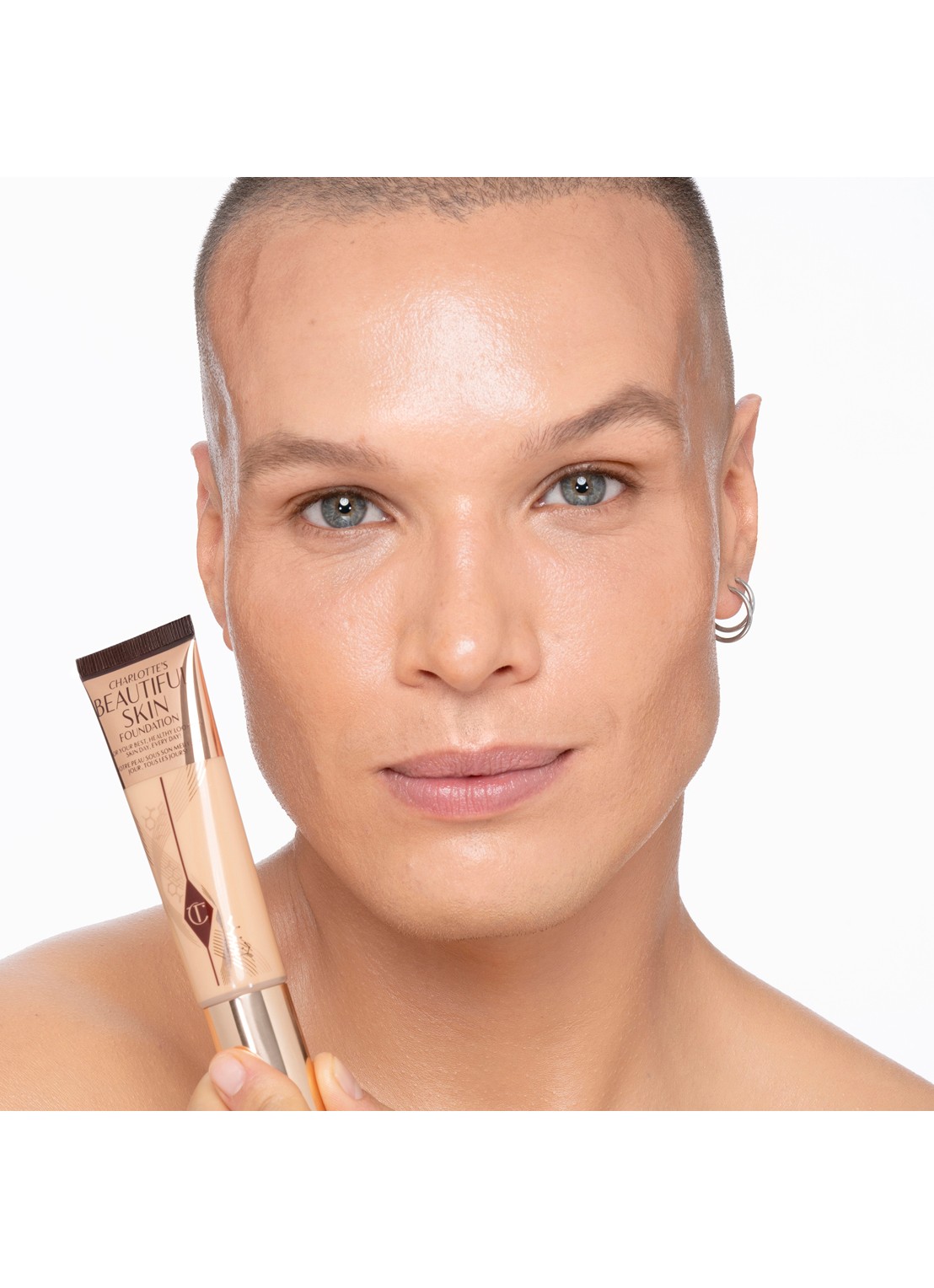 Charlotte Tilbury Beautiful Skin Foundation - vloeibare foundation - achterkant 8 6 cool