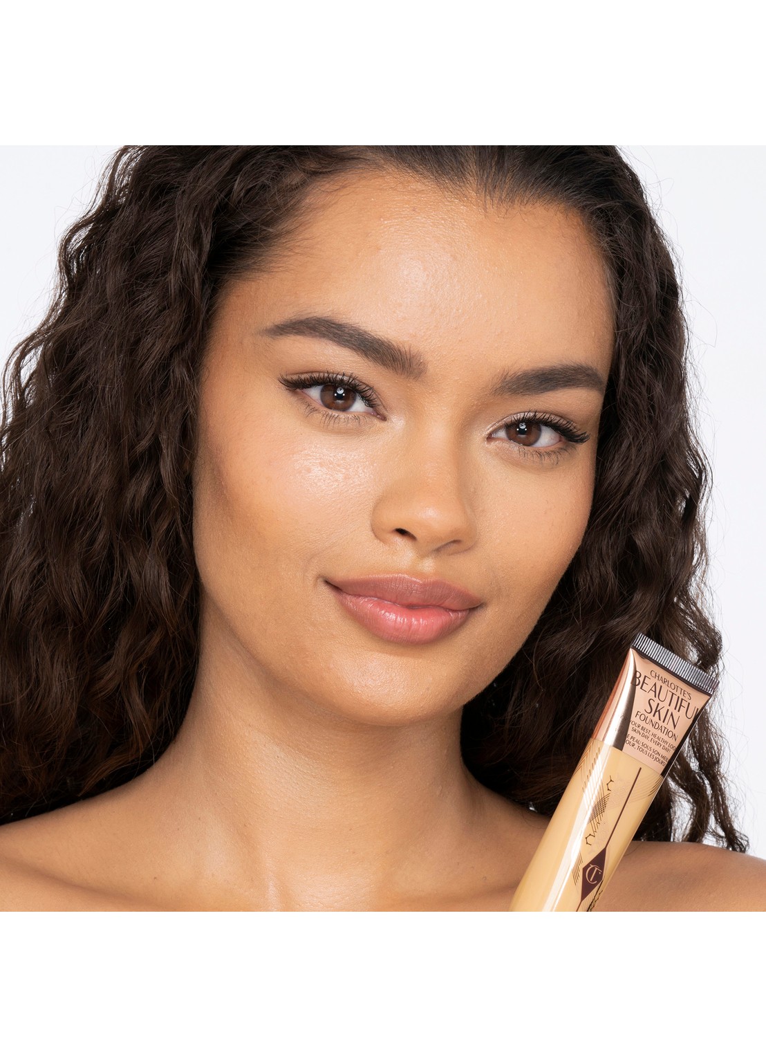 Charlotte Tilbury Beautiful Skin Foundation - vloeibare foundation - achterkant 6 neutral_4