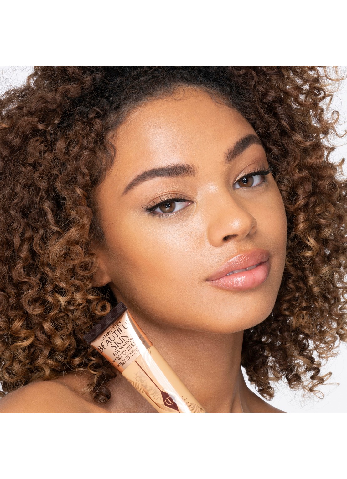 Charlotte Tilbury Beautiful Skin Foundation - vloeibare foundation - achterkant 6 warm_8