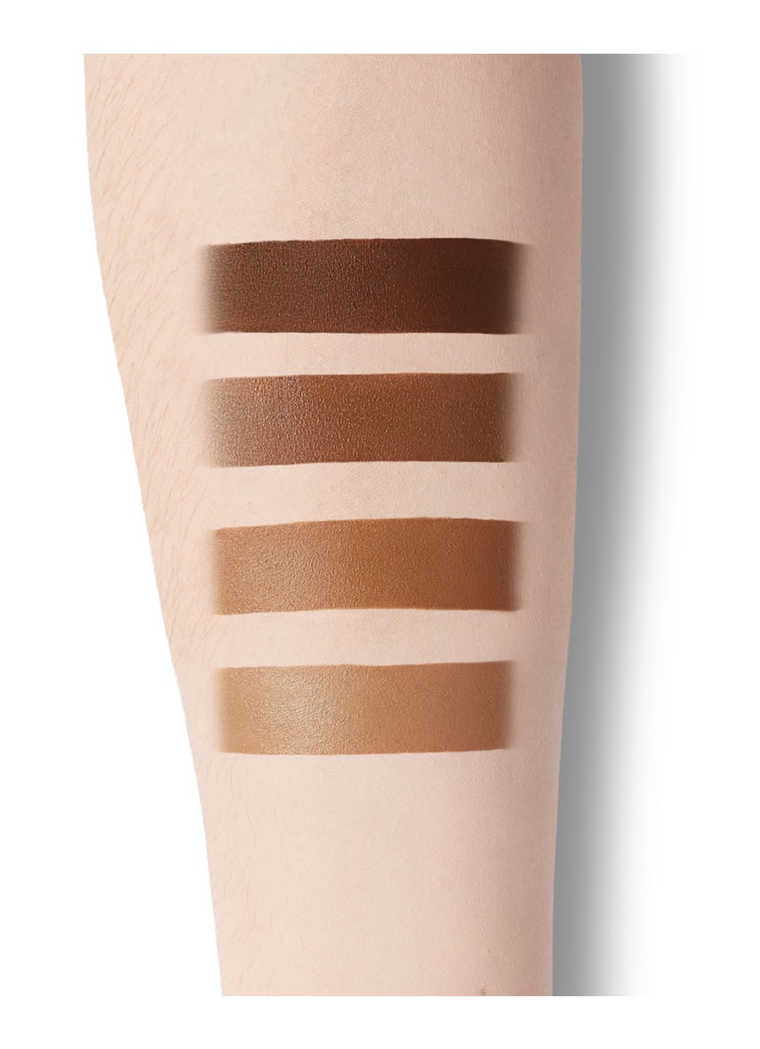 Charlotte Tilbury Beautiful Skin Sun-Kissed Glow Bronzer - detail 3 fair