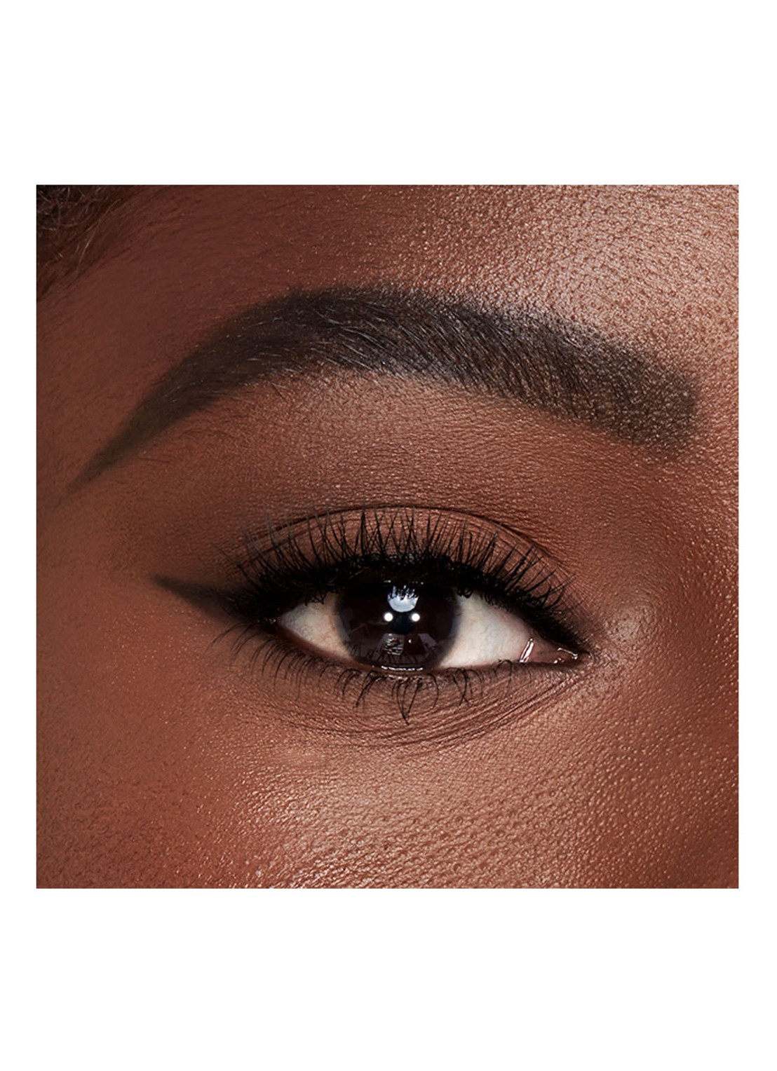 Charlotte Tilbury Brow Pencil Cheat - wenkbrauwpotlood - detail 4 natural black