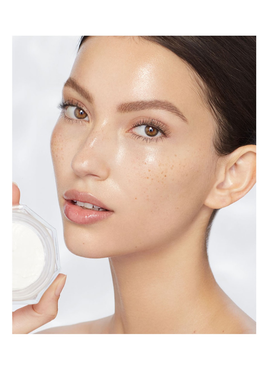 Charlotte Tilbury Charlotte's Magic Night Cream Refill - navulling nachtcrème - detail 4 undefined