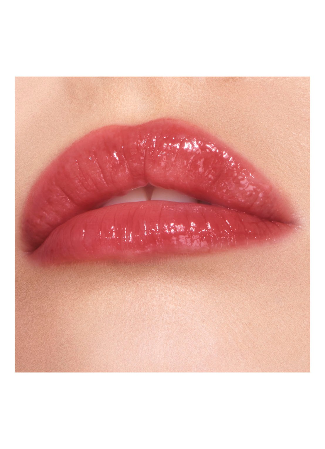 Charlotte Tilbury Collagen Lip Bath Lip Plumping Treatment For Fuller Looking Lips - volume lipgloss - detail 4 walk of no shame