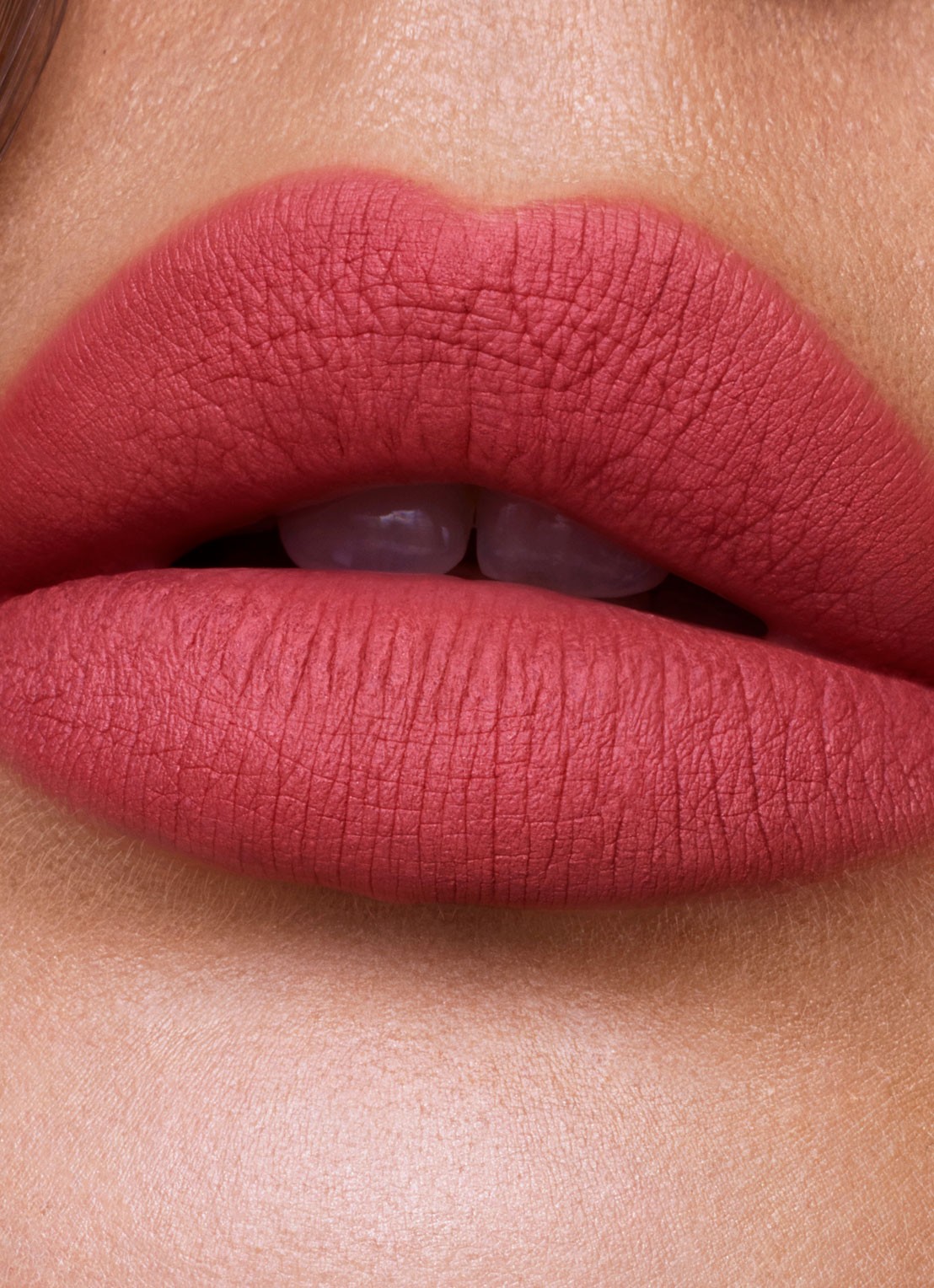 Charlotte Tilbury Hollywood Lip - liquid lipstick - voorkant 2 too bad i'm bad