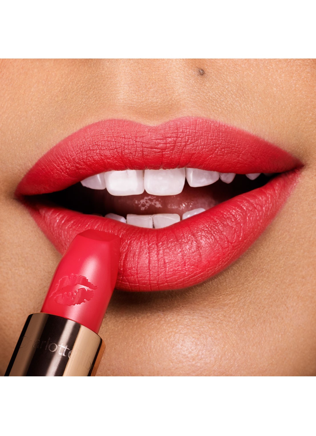 Charlotte Tilbury Hot Lips lipstick - detail 2 miranda may