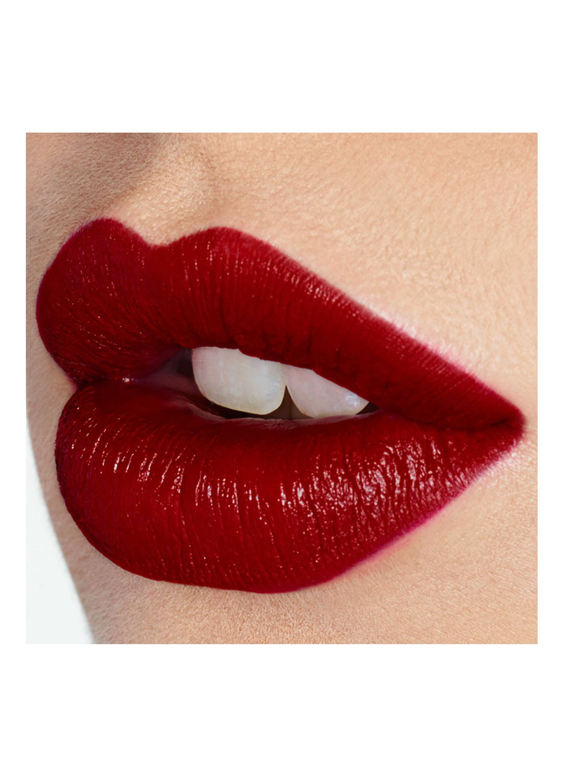 Charlotte Tilbury K.I.S.S.I.N.G lipstick - detail 3 so red