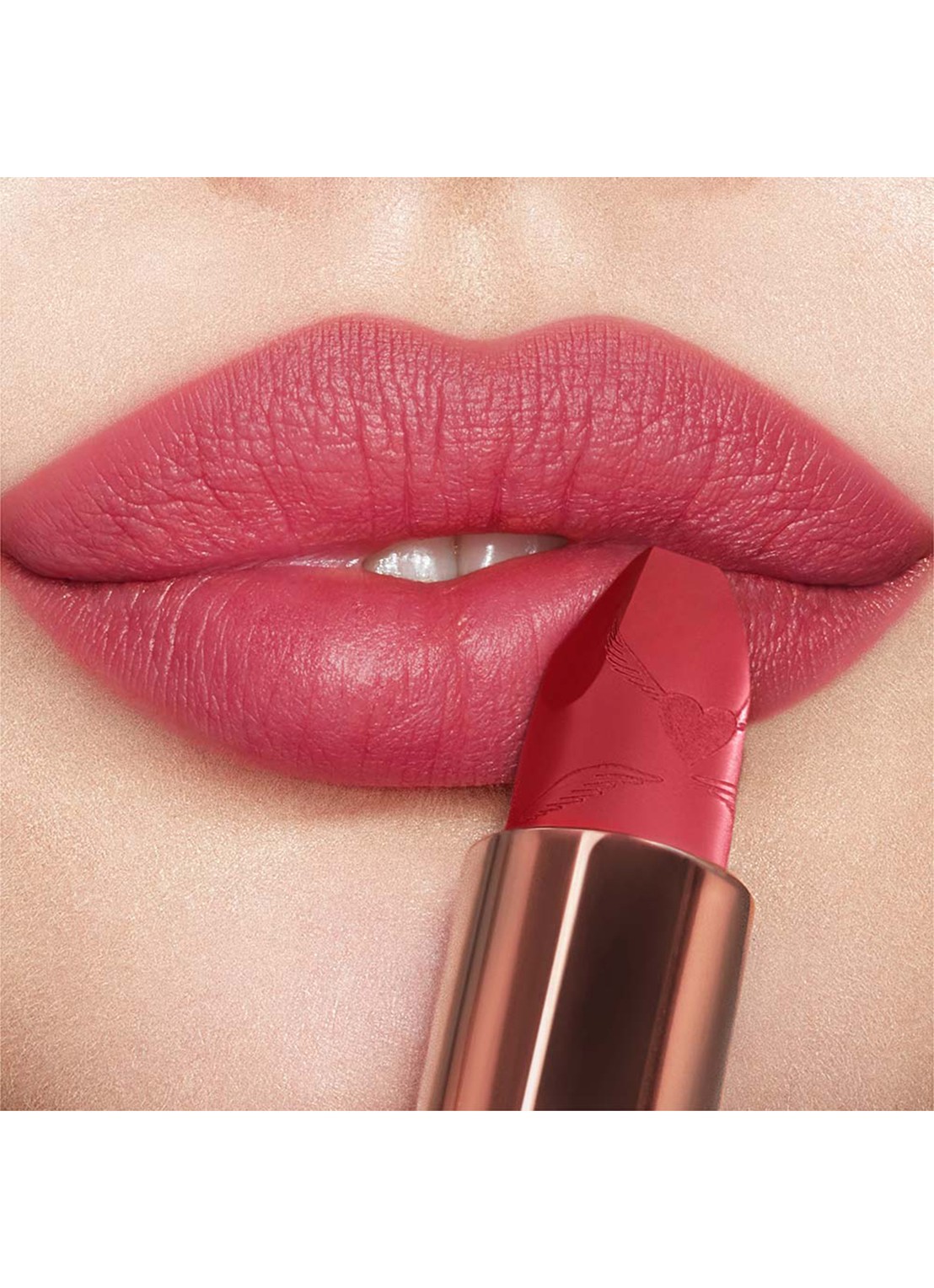 Charlotte Tilbury Look Of Love Matte Revolution Refill - lipstick navulling - detail 3 matte revolution