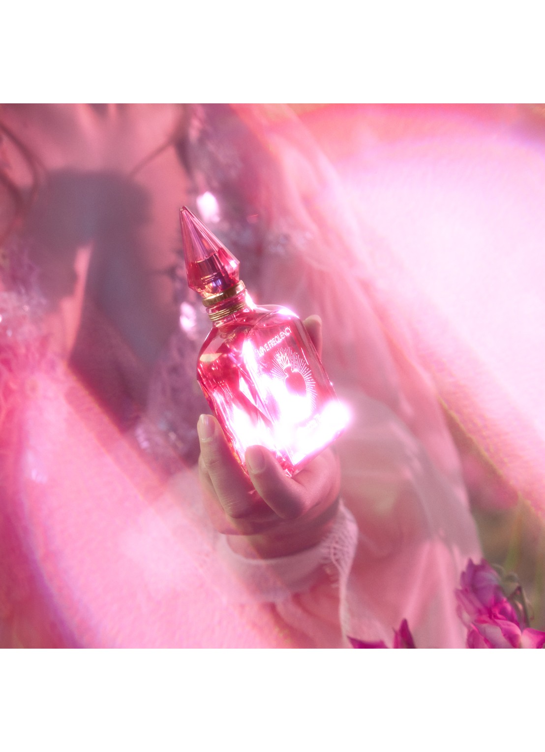 Charlotte Tilbury Love Frequency Eau de Parfum - detail 4 undefined