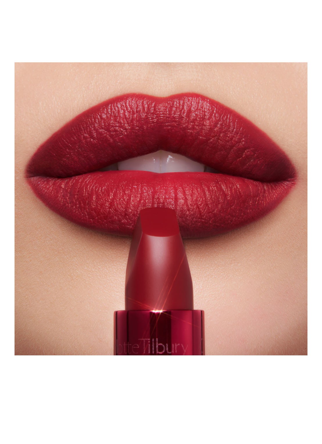 Charlotte Tilbury Matte Revolution - lipstick - detail 3 cinematic red