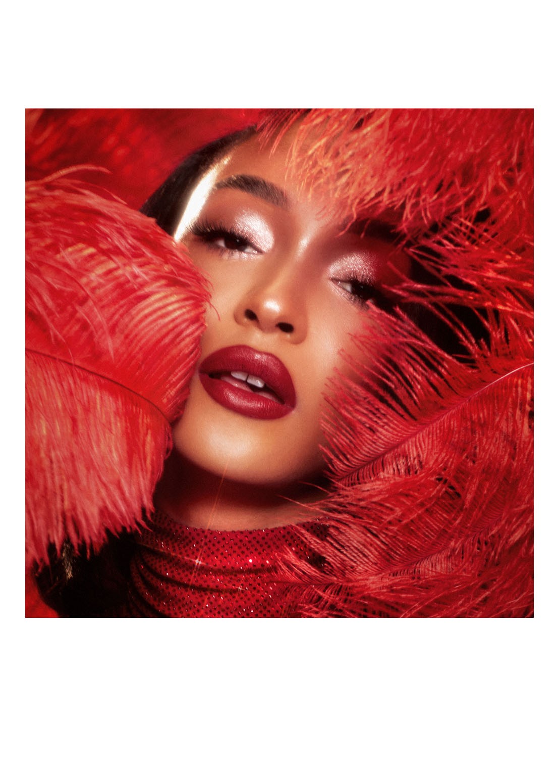 Charlotte Tilbury Matte Revolution - lipstick - detail 5 cinematic red
