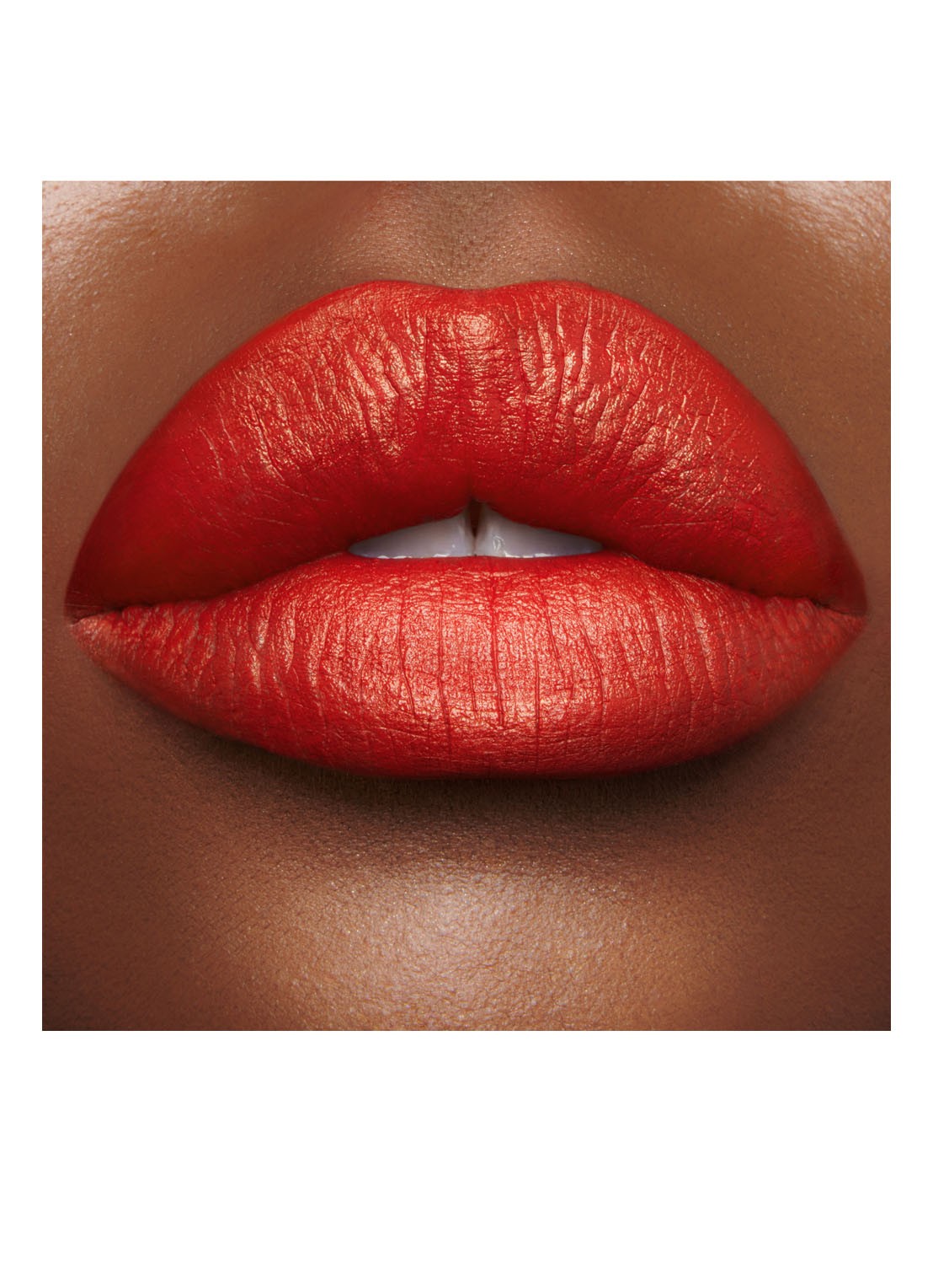 Charlotte Tilbury Matte Revolution - lipstick - detail 3 fame flame