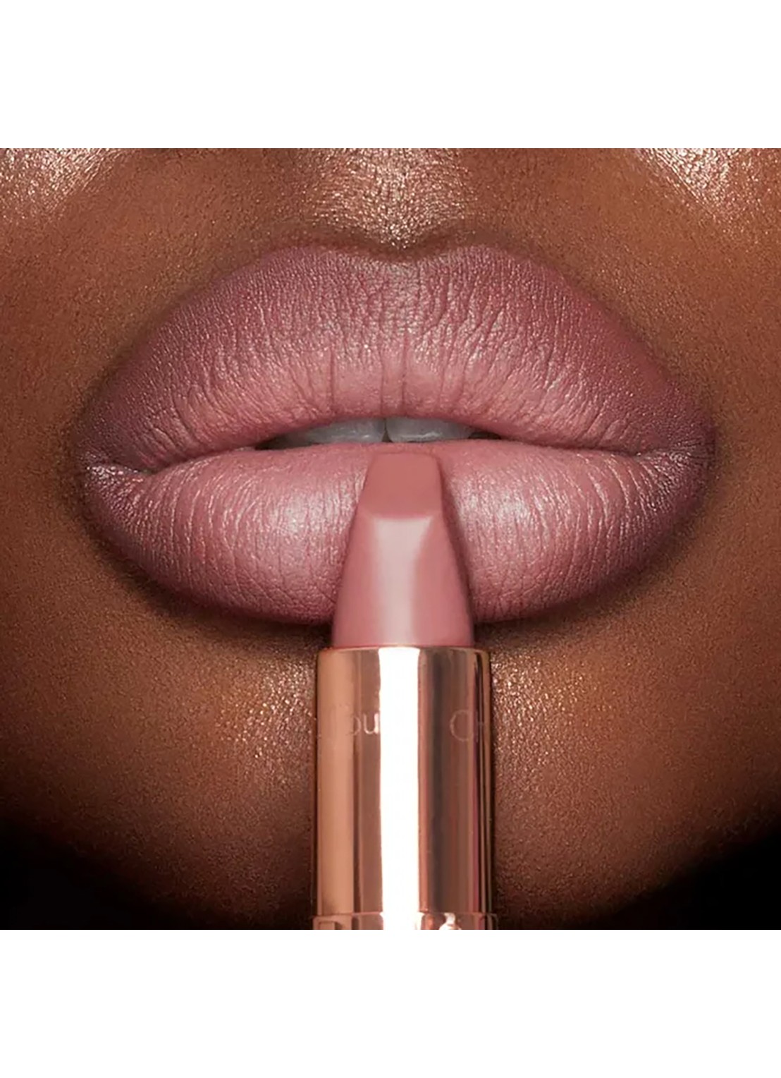 Charlotte Tilbury Matte Revolution - lipstick - detail 3 pillow talk